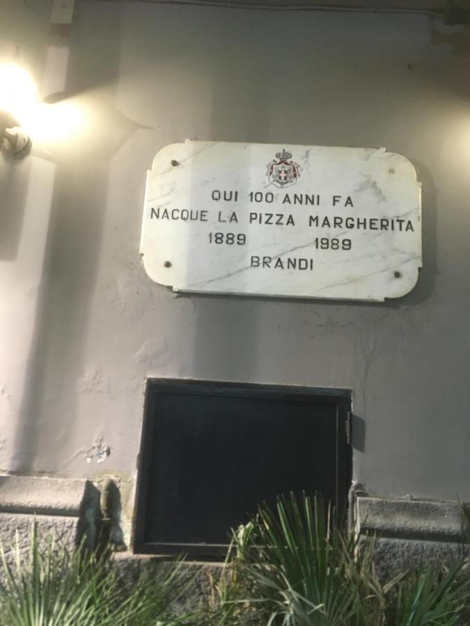 4Stanze Hotel Napoli Ngoại thất bức ảnh