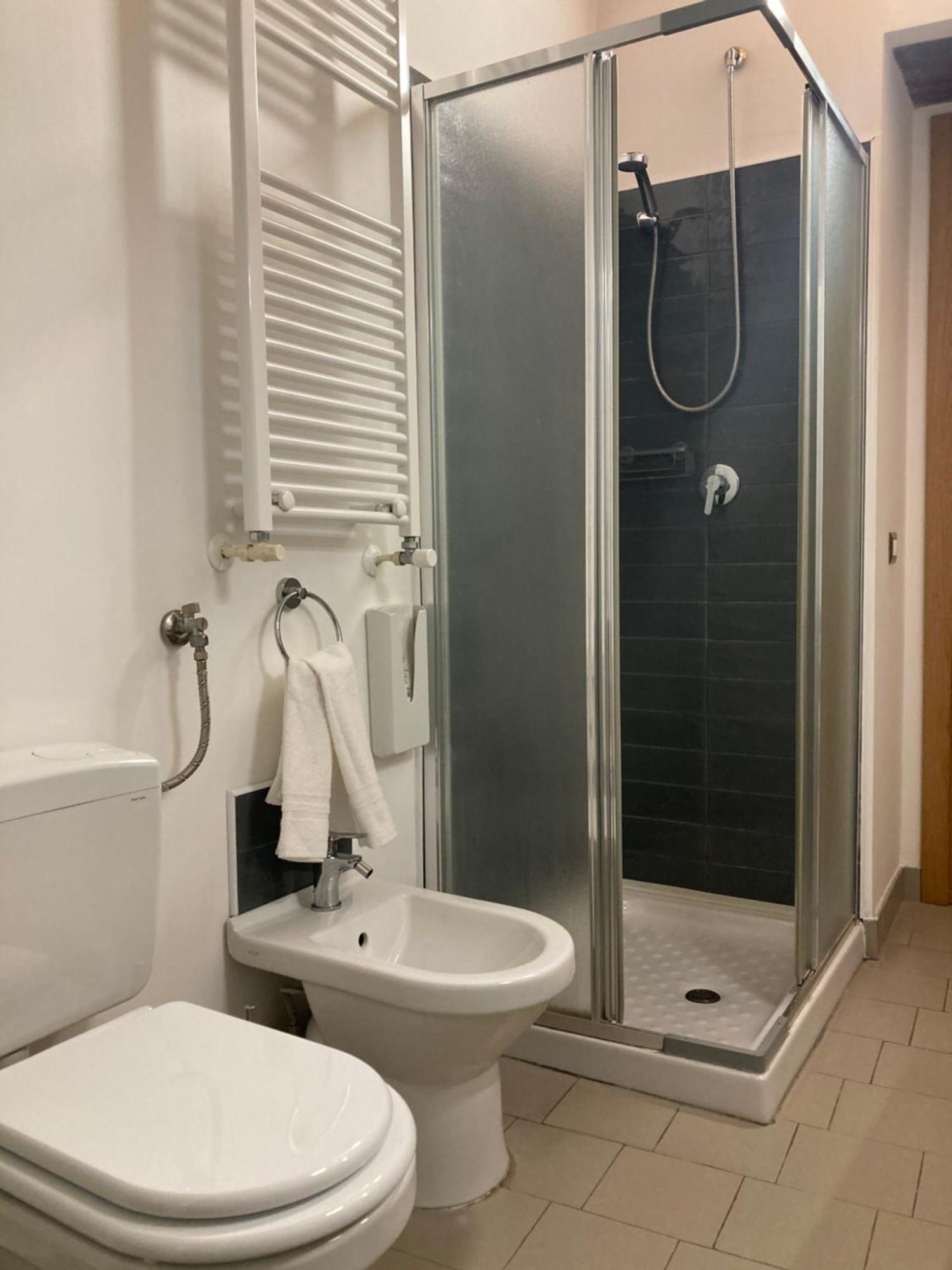 4Stanze Hotel Napoli Ngoại thất bức ảnh