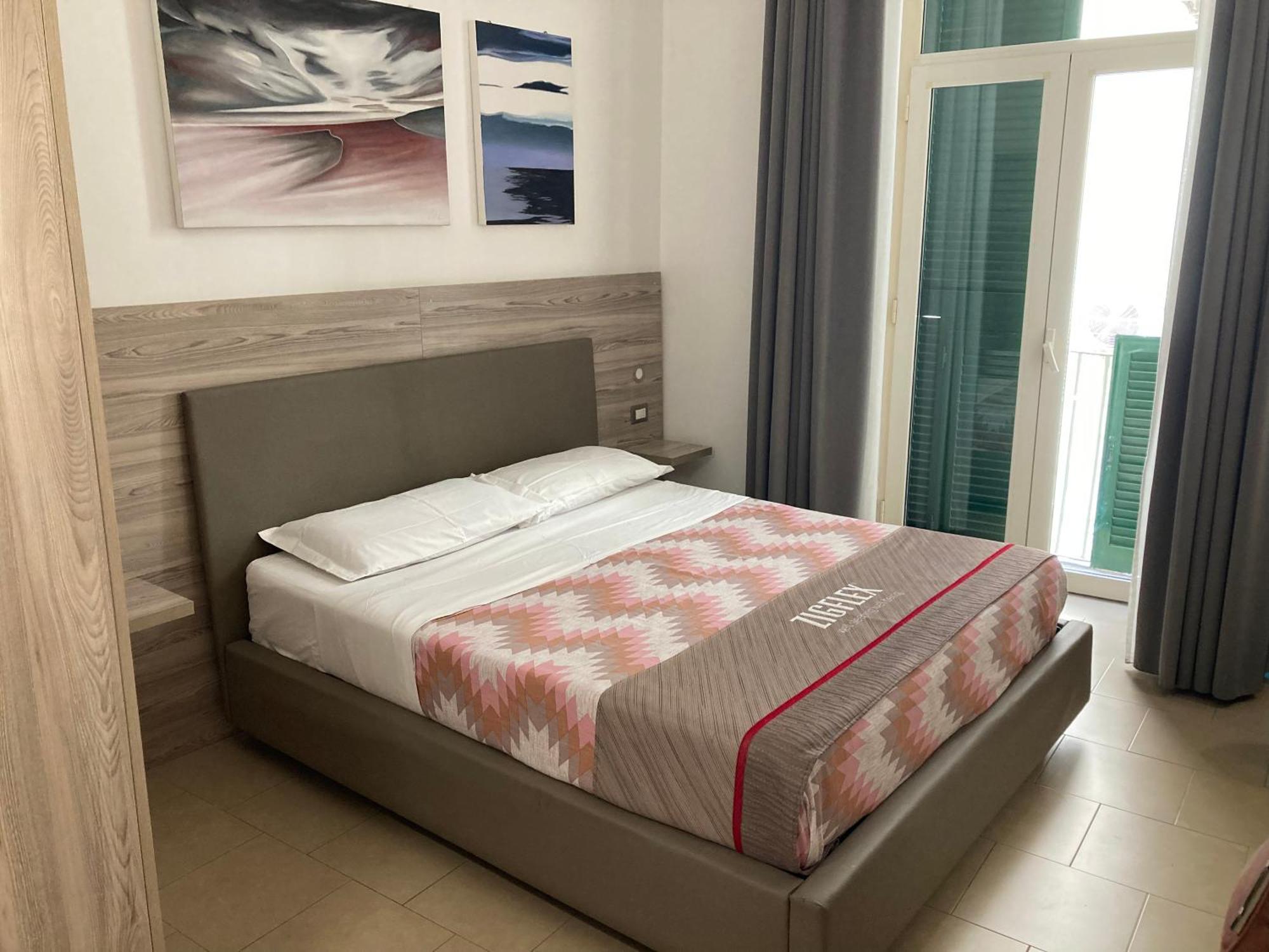 4Stanze Hotel Napoli Ngoại thất bức ảnh