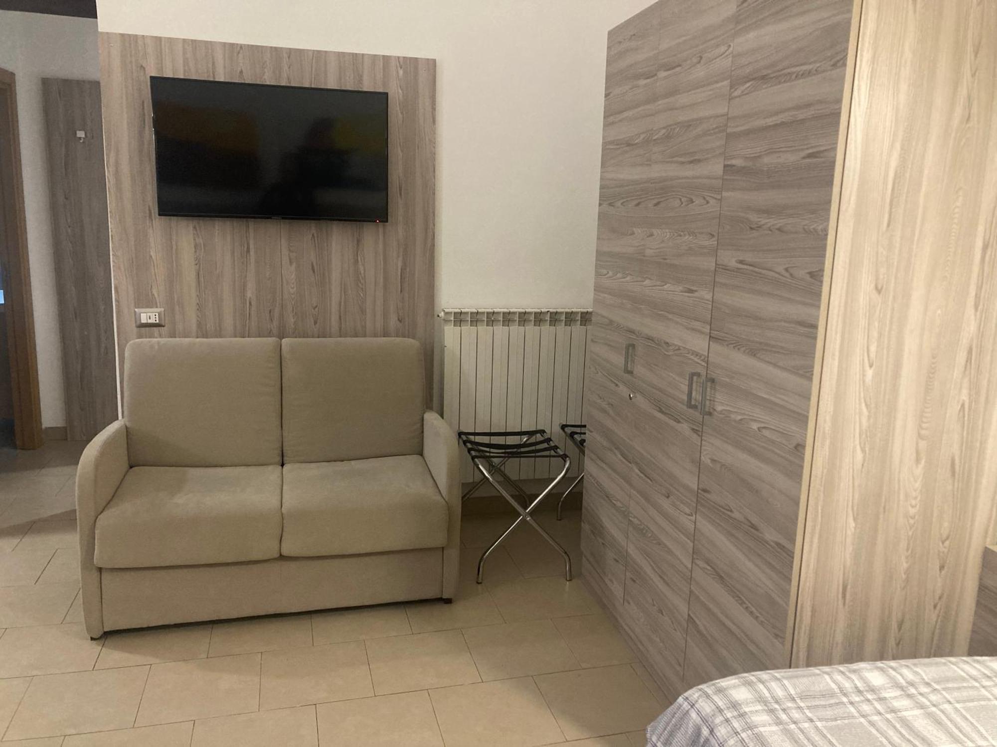 4Stanze Hotel Napoli Ngoại thất bức ảnh