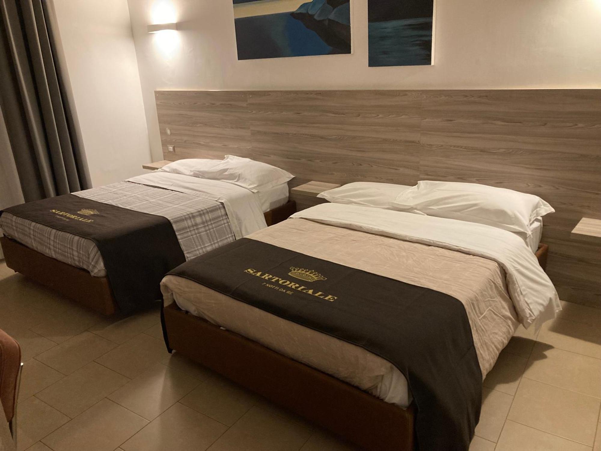 4Stanze Hotel Napoli Ngoại thất bức ảnh