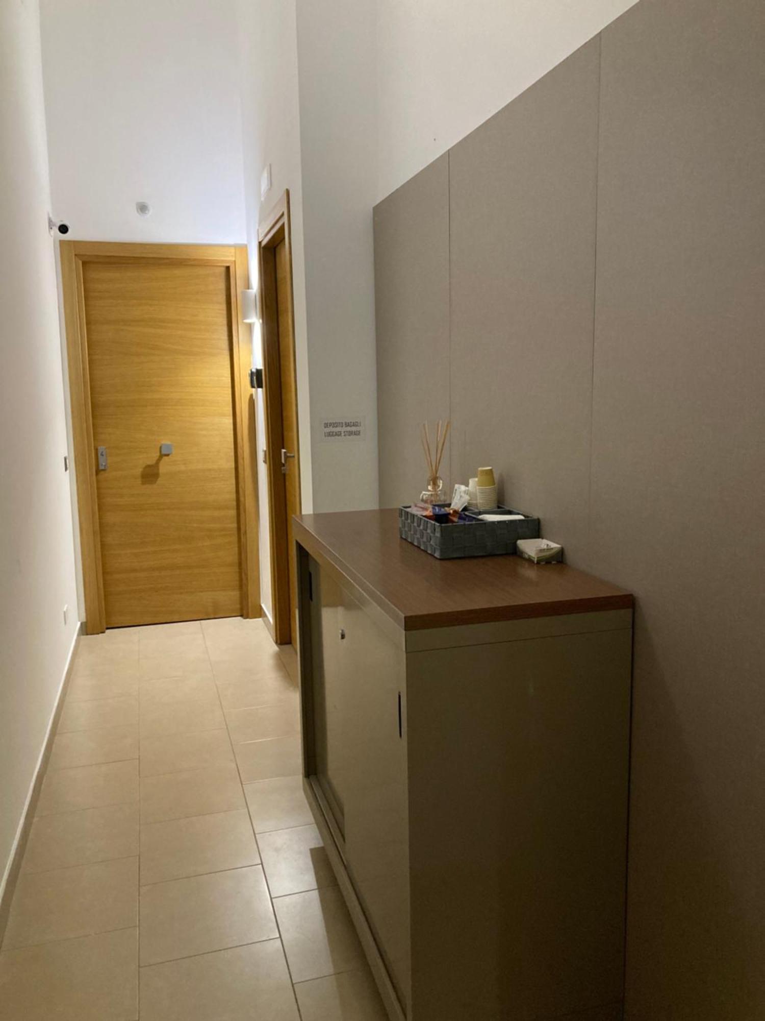 4Stanze Hotel Napoli Ngoại thất bức ảnh