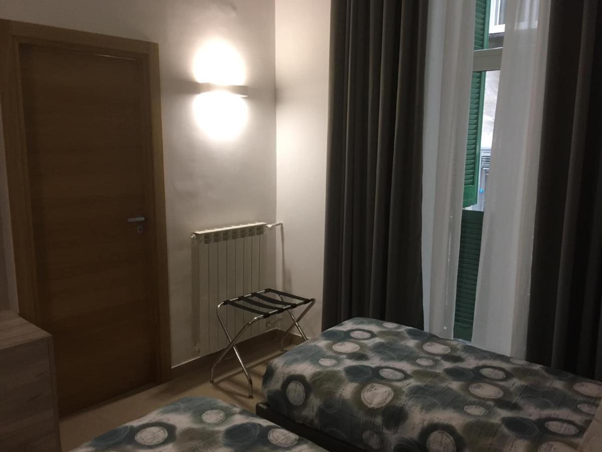 4Stanze Hotel Napoli Ngoại thất bức ảnh